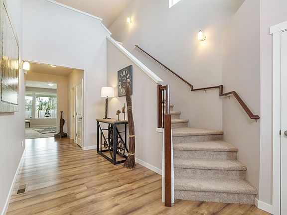4th image of 7606 163rd Street Ct E