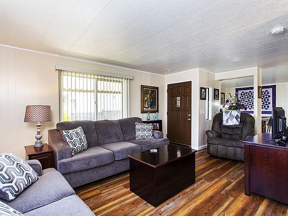 4th image of 39 Engracia Dr #39