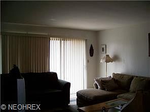 3rd image of 1435-1437 Hillcrest Ave