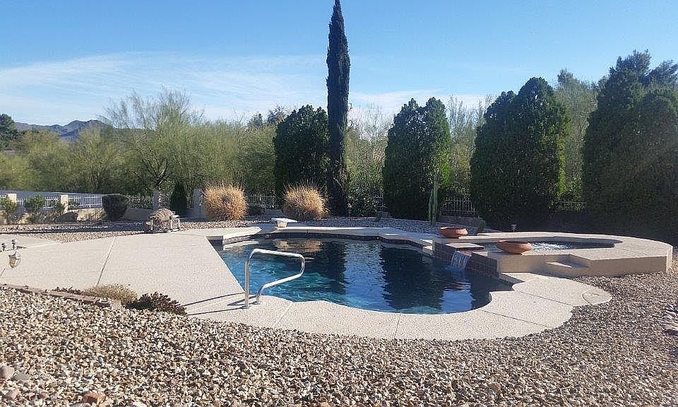 1st image of 11028 N Valley Dr