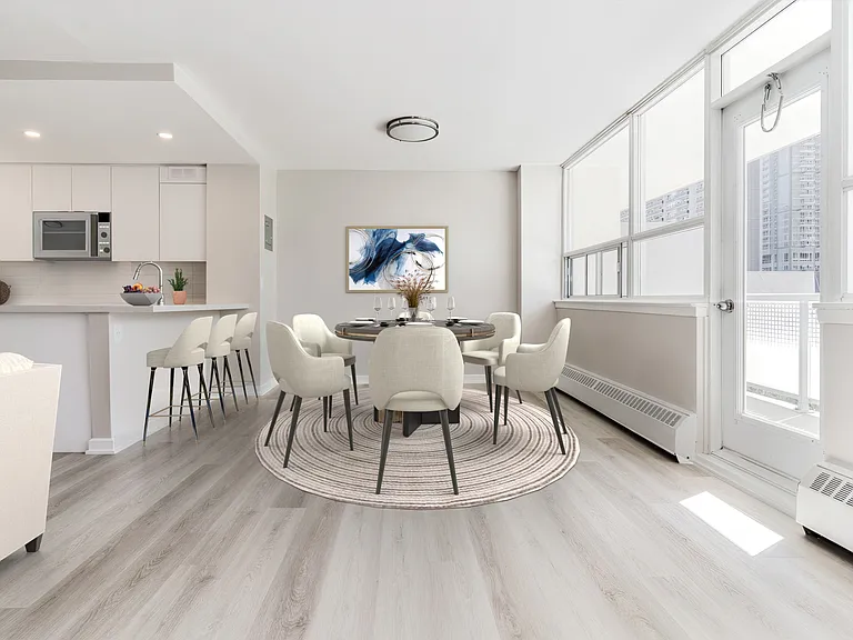 33 Erskine Ave — Photo 22