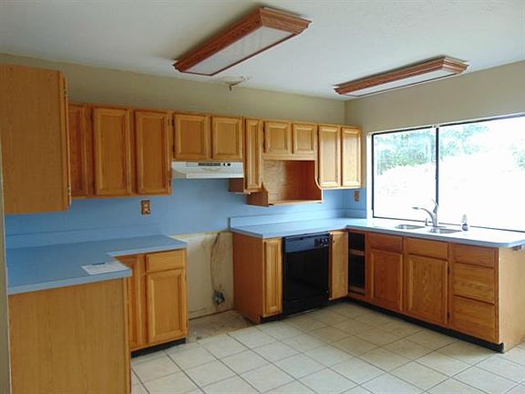5th image of 5005 Oregon Ct
