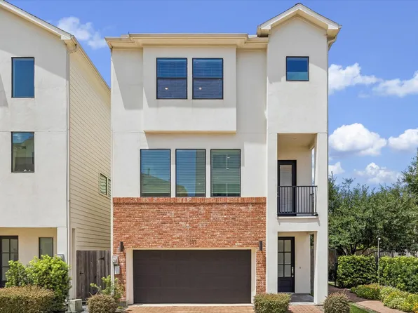 1029 Green Kensington Dr, Houston, TX 77008