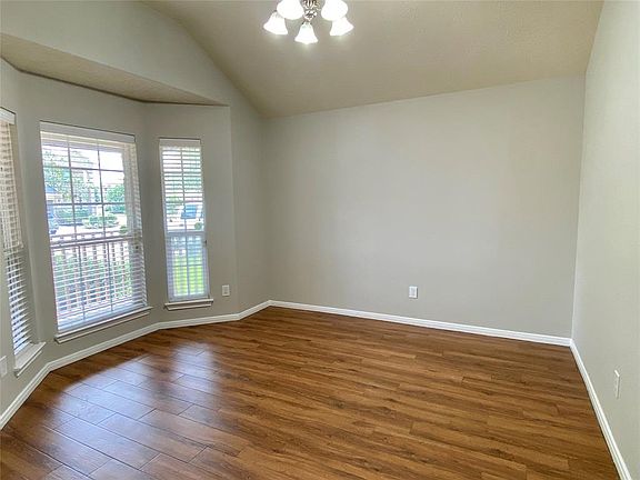 4th image of 11807 Green Colling Park Dr