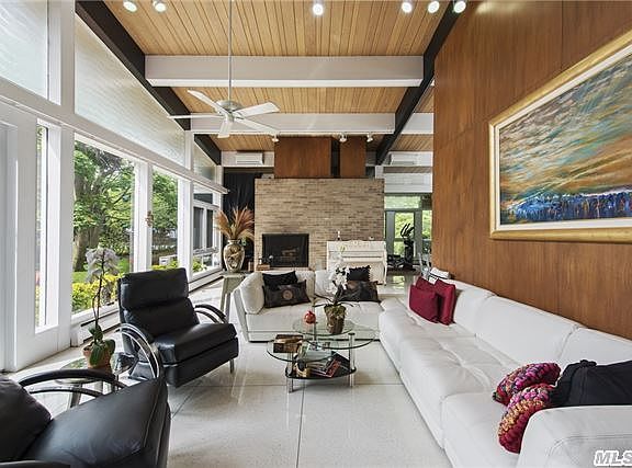 3rd image of 100 Woodmere Blvd S
