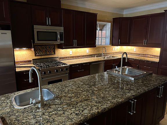 2nd image of 5814 Vickery Blvd #1