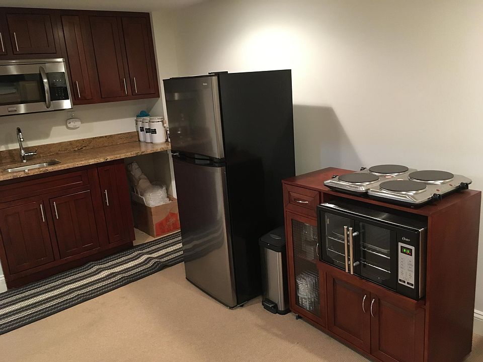 Open plan kitchen (joins living room)