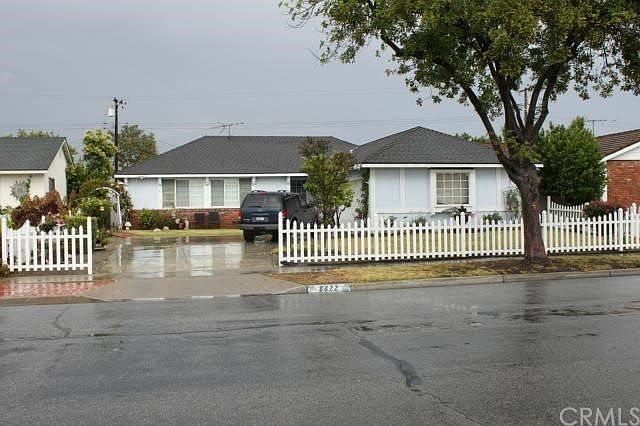 1st image of 8622 Bel Air St