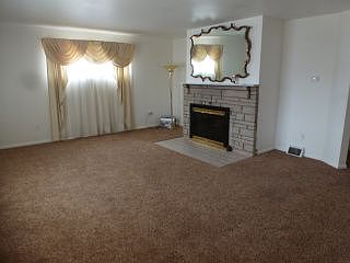 4th image of 573 W 41st St