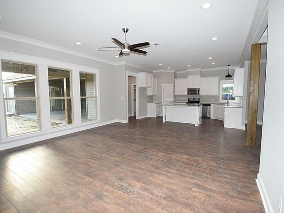 4th image of 4146 Camryn Ln