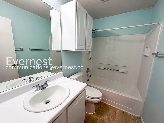 109 Covey Ln — Photo 9