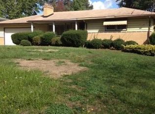 3890 Cumberland Dr, Youngstown, OH