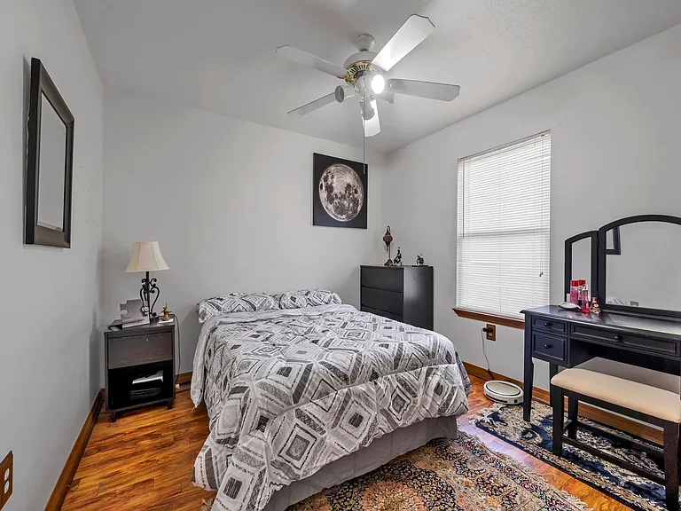1852 Heartland Dr — Photo 4