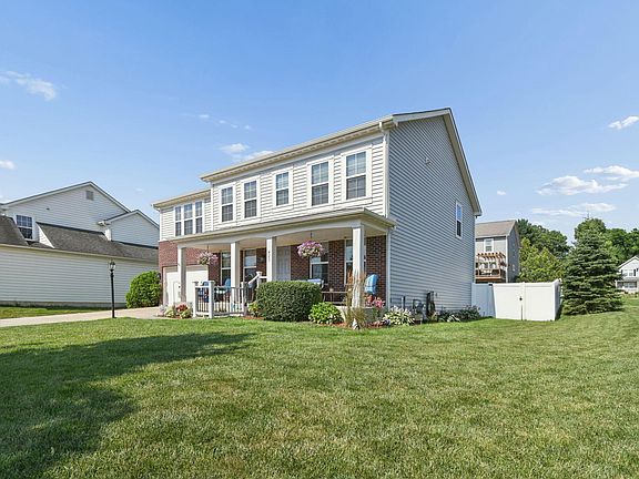 5th image of 423 Kingston Cir