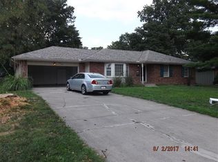 9804 E 82nd Ter, Raytown, MO 64138