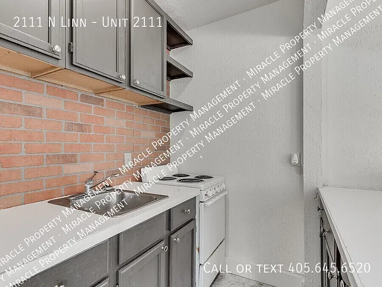 2111 N Linn Ave #2111 — Photo 18
