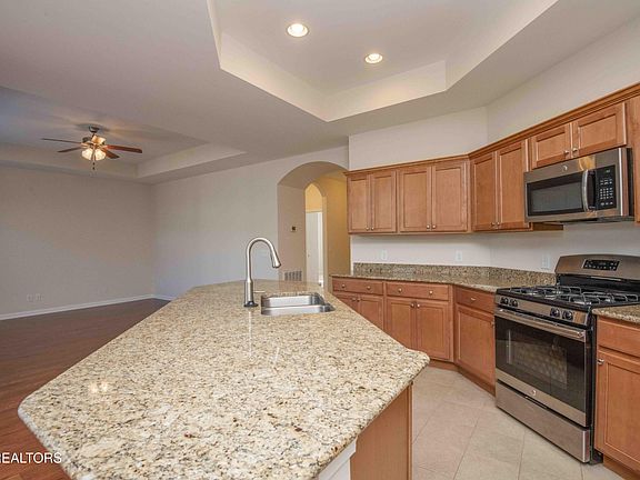 4th image of 968 Pryse Farm Blvd