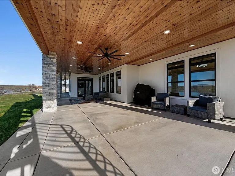 5874 Panorama Dr NE #A — Photo 23