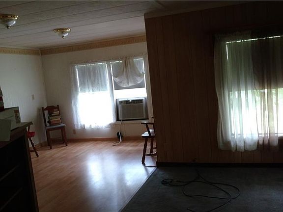 4th image of 18203 Mount Olive Dr