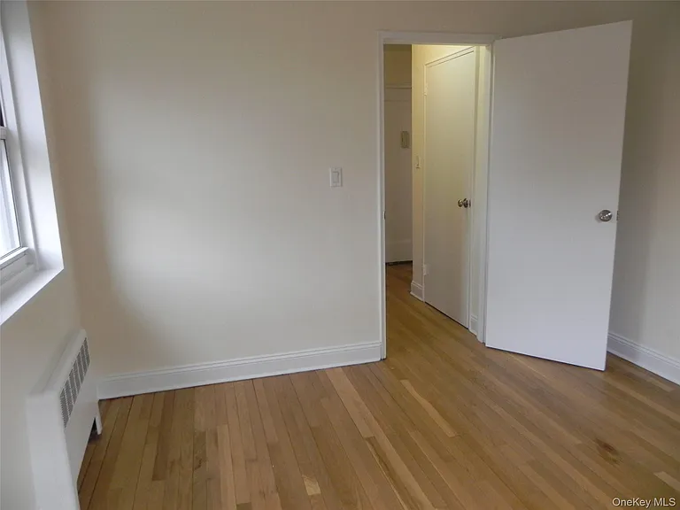 11 Schenck Ave #2D — Photo 11