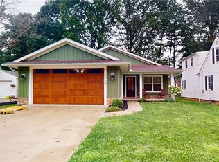 4768 Willoughcroft Rd, Willoughby, OH 44094