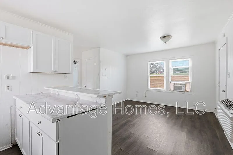 2 bed, 1.0 bath, 650 sqft, $850 — Photo 4