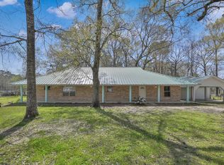 121 Magnolia Blvd, New Caney, TX 77357