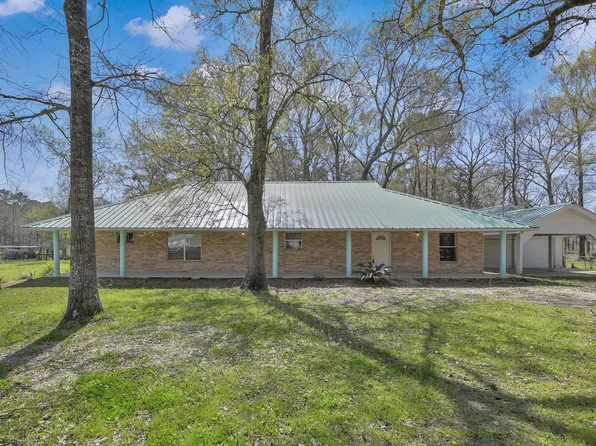 121 Magnolia Blvd, New Caney, TX 77357