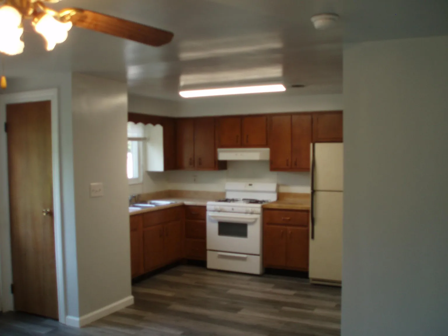 601 Main St — Photo 3