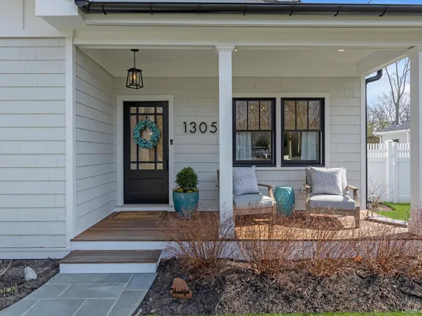 1305 Sigsbee Road, Mattituck, NY 11952