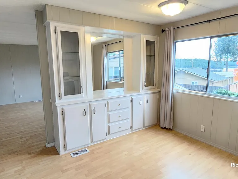 10012 Overlook Dr NW — Photo 11