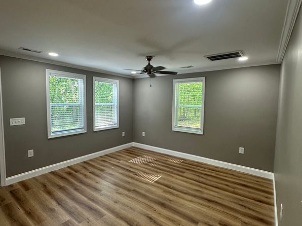 4916 Palomino Dr