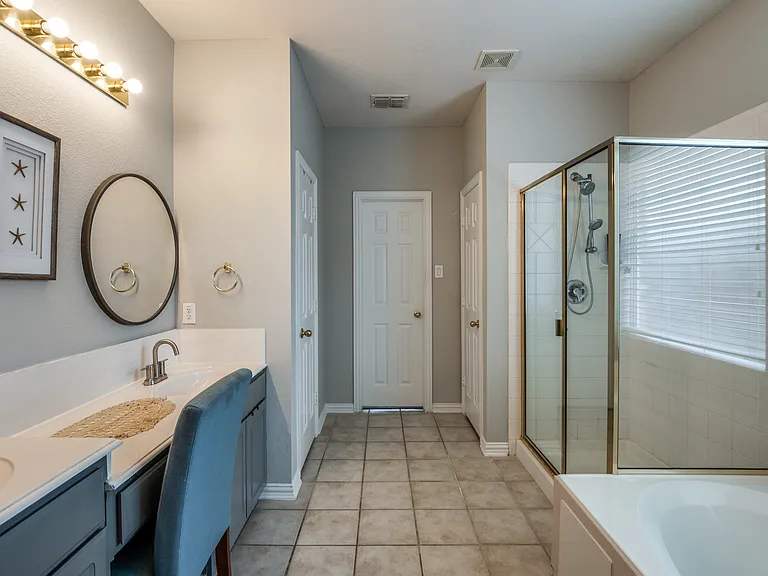 323 Del Cano Dr — Photo 20