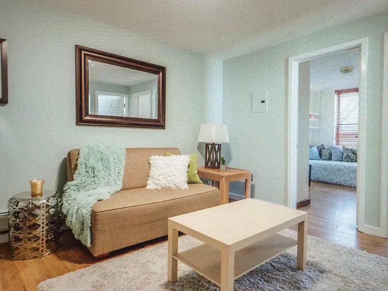 49 Coles St #2 — Photo 3