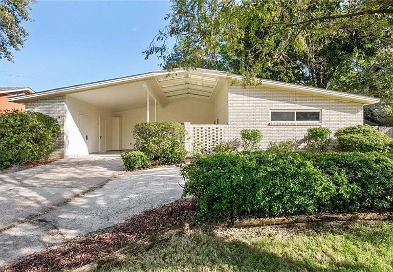 1466 Florida Ave — Photo 1
