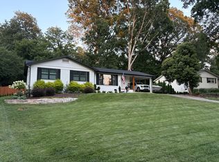 833 Burnley Rd, Charlotte, NC 28210