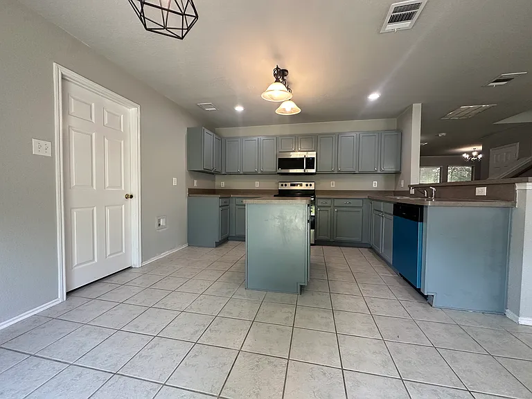 2525 Mesa Valley Dr — Photo 4