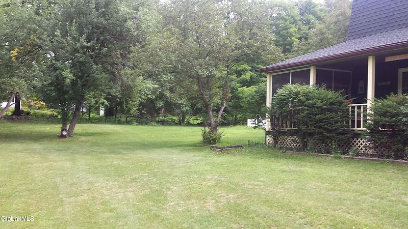 5th image of 271 Angel Road