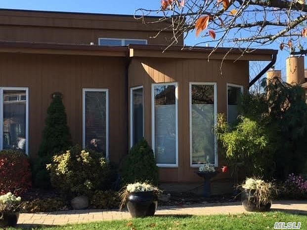 1st image of 84 Kristin Ln