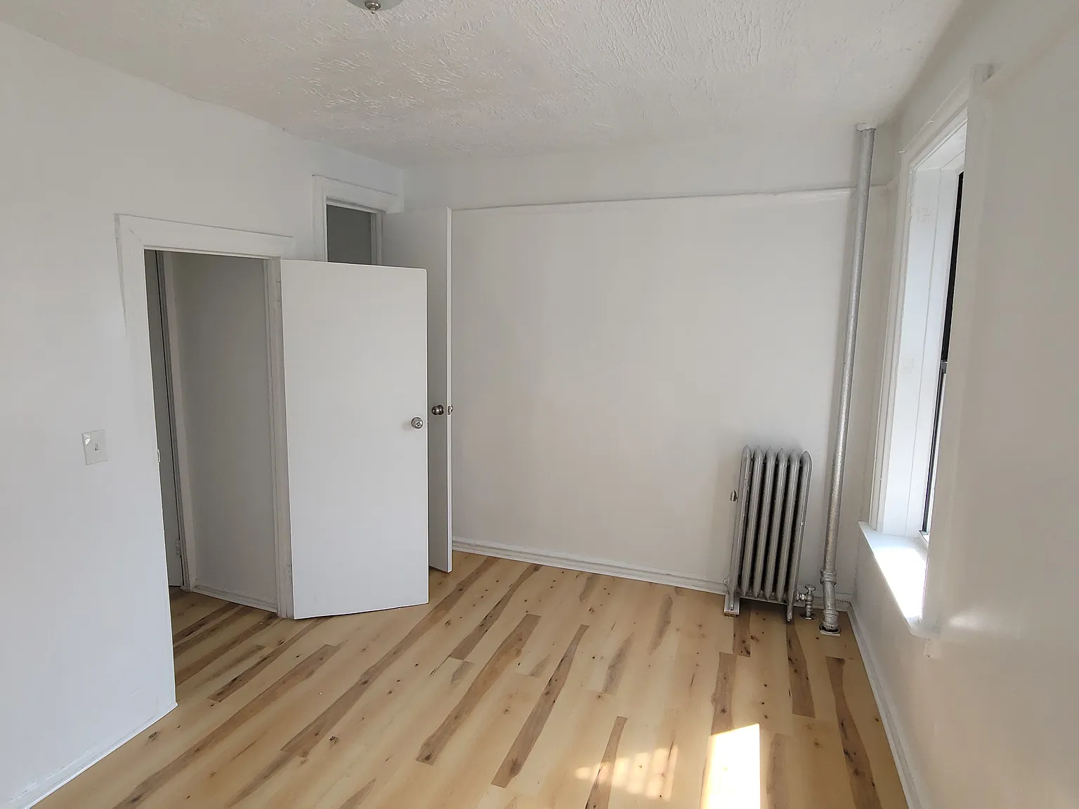 1 bed, 680 sqft, $2,100 — Photo 4