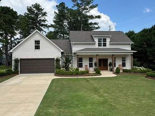 102 N Hamptons Pl, Perry, GA 31069