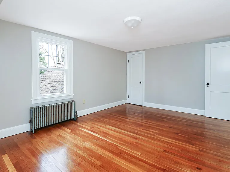 142 Elmwood Ave — Photo 29