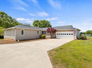 8935 New Cut Rd, Campobello, SC 29322