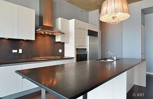 4th image of 600 N Fairbanks Ave #Penthouse 3702