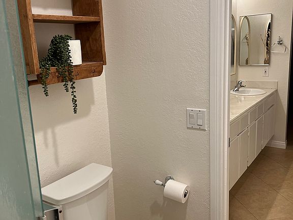 5th image of 8868 Regents Rd Unit 205