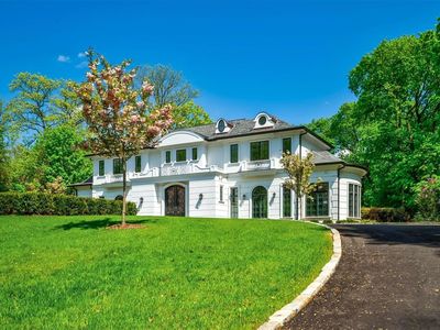 30 Harbor Acres Road, Sands Point, NY, 11050
