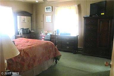 5th image of 137 Longfellow Dr