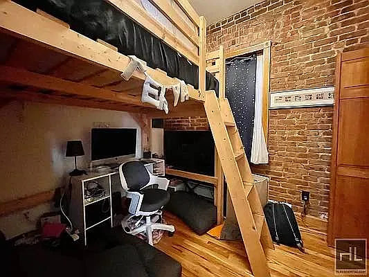 Rented by Highline Residential | media 13