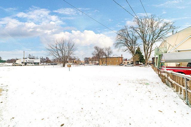 1st image of 134 N 14th Ave