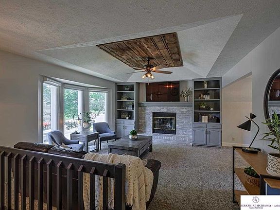 5th image of 15206 Ontario St